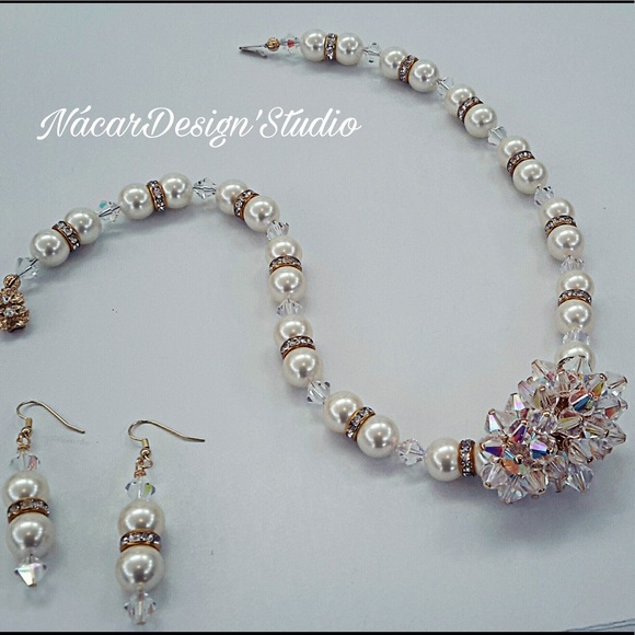 NWT Pearl Statement Necklace Set - Picture 4 of 9